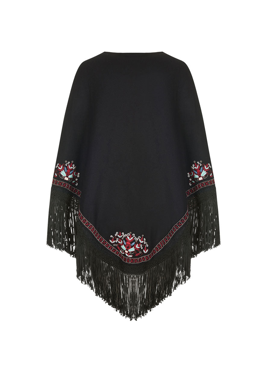 Lucia Poncho